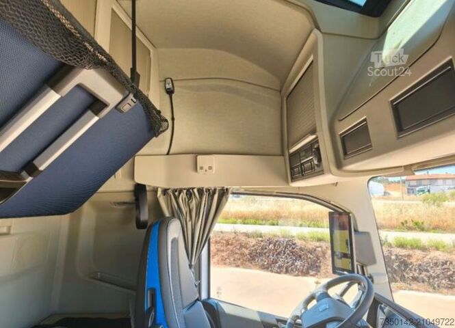 Standaard trekker Volvo FH 500 AERO 26