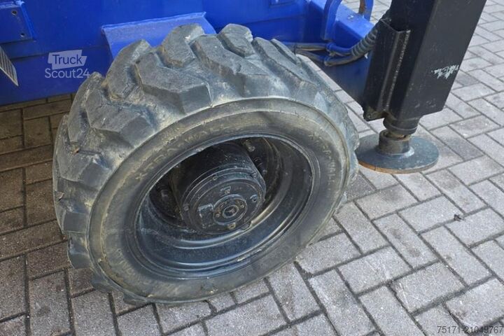 Pont élévateur à ciseaux Haulotte H15SX Diesel, 4x4 Drive, 15 Working Height, 500kg