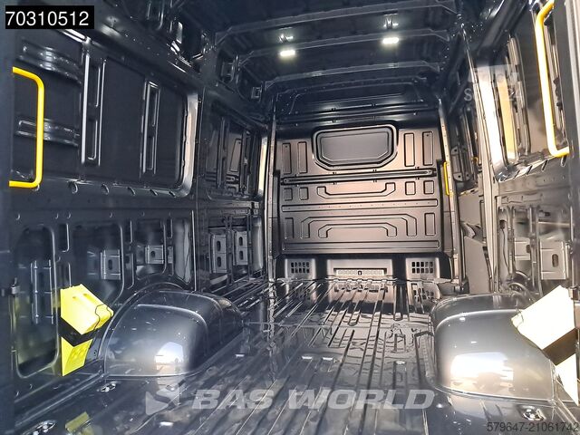 Универсал с высокой крышей Volkswagen Crafter Neu! Automatik Doppelbereifung L3H3 160...