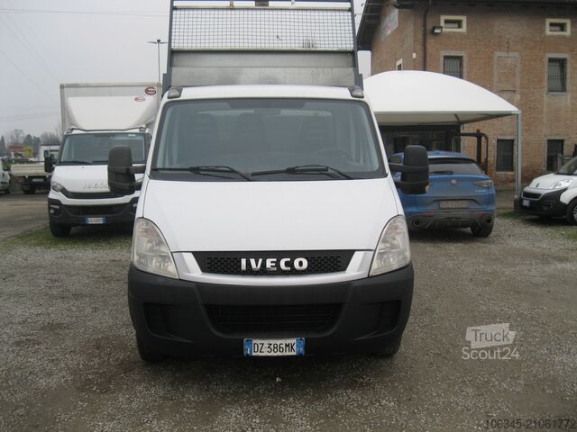 Billenőplatós furgon Iveco DAILY 35C10