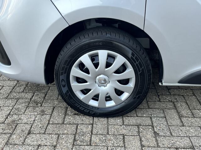 Pasažieru autobuss Renault Trafic Passenger 1.6 dCi 120pk BTW / BPM VRIJ!!...