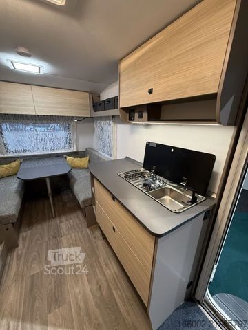 Caravan NEXT NEXT 381 Pakete NXtec 1.3 + NXcom