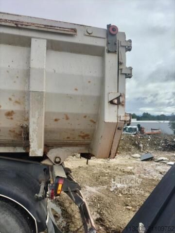 Semirimorchio ribaltabile  BOB