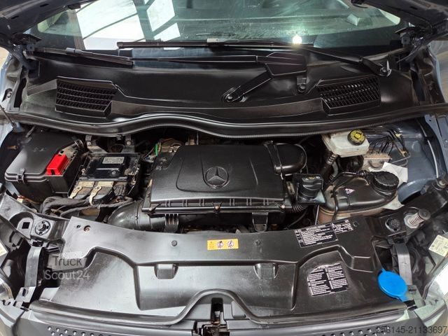 Minibus MERCEDES-BENZ Vito Kasten 110  Kamera Tempom. Klima Tüv neu E6