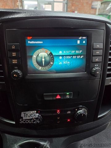 Minibus MERCEDES-BENZ Vito Kasten 110  Kamera Tempom. Klima Tüv neu E6