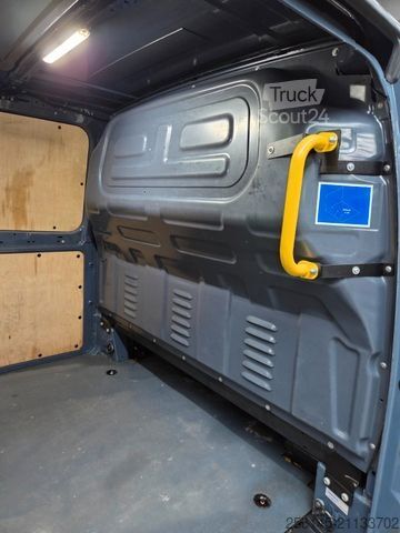 Panel van MERCEDES-BENZ Vito Kasten 110  Kamera Tempom. Klima Tüv neu E6