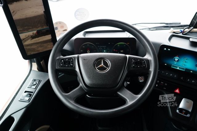 Τυπική μονάδα τράκτορα MERCEDES-BENZ ACTROS 1845 / MP5 / BIG SPACE