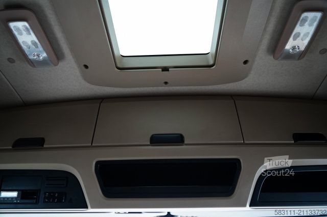 Τυπική μονάδα τράκτορα MERCEDES-BENZ ACTROS 1845 / MP5 / BIG SPACE