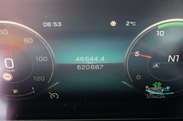 Τυπική μονάδα τράκτορα MERCEDES-BENZ ACTROS 1845 / MP5 / BIG SPACE