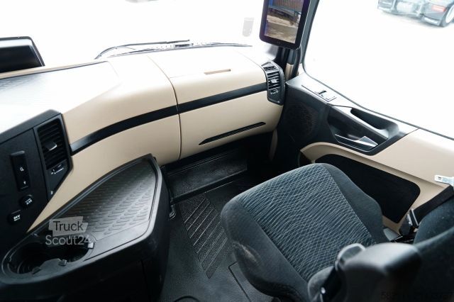 Стандартен влекач MERCEDES-BENZ ACTROS 1848 / BIG SPACE / 2021 ROK