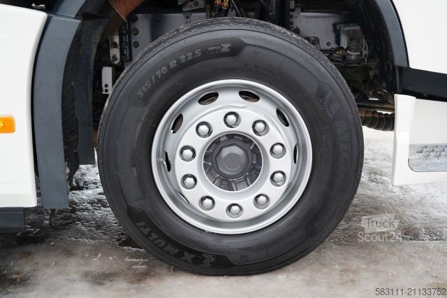 Standardowy ciągnik siodłowy VOLVO FH  460 /  I-SHIFT / 