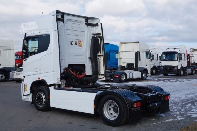 Τυπική μονάδα τράκτορα FORD F-MAX 500 / STANDARD / 2022 ROK