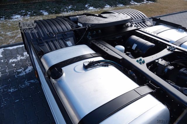 Τυπική μονάδα τράκτορα FORD F-MAX 500 / STANDARD / 2022 ROK