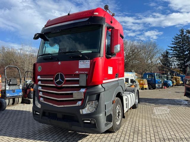 Trattore stradale standard MERCEDES-BENZ 1851