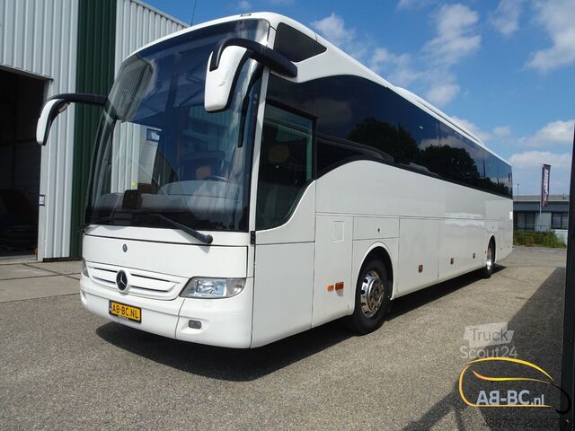 Autocarro de turismo MERCEDES-BENZ Tourismo RHD-M/2A 57 Sitze EURO 6