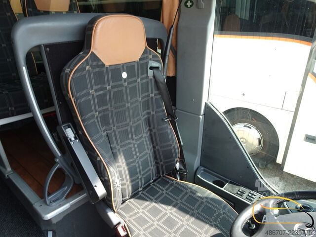 Autocarro de turismo MERCEDES-BENZ Tourismo RHD-M/2A 57 Sitze EURO 6