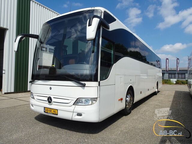 Autocarro de turismo MERCEDES-BENZ Tourismo RHD-M/2A 57 Sitze EURO 6
