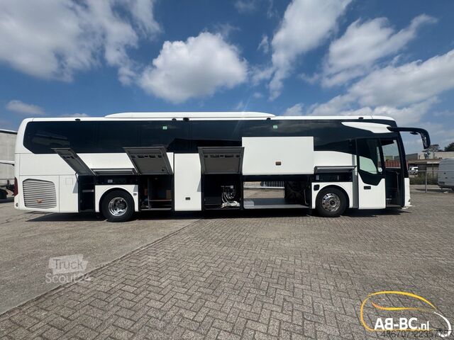 Autocarro de turismo MERCEDES-BENZ Tourismo RHD, 55 Sitze, Euro 6