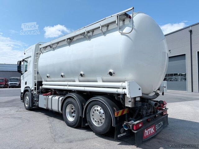 LKW mit Tankaufbau SCANIA R500 NGS 6x2 26 m3 Silo Kompressor - Retarder