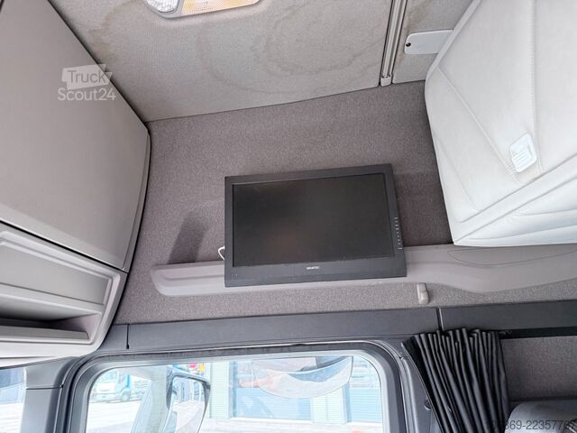 LKW mit Tankaufbau SCANIA R500 NGS 6x2 26 m3 Silo Kompressor - Retarder