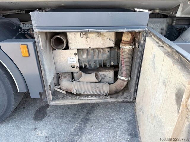 LKW mit Tankaufbau SCANIA R500 NGS 6x2 26 m3 Silo Kompressor - Retarder