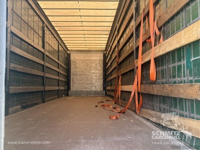 Semi-remorque bâchée Schmitz Cargobull Curtainsider Mega