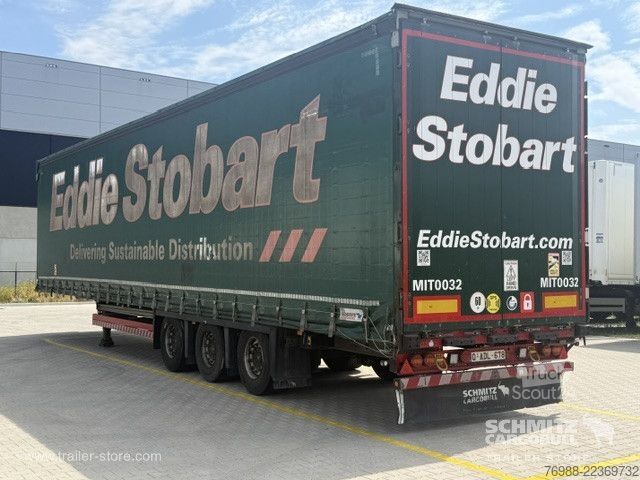 Semi-remorque bâchée Schmitz Cargobull Curtainsider Mega