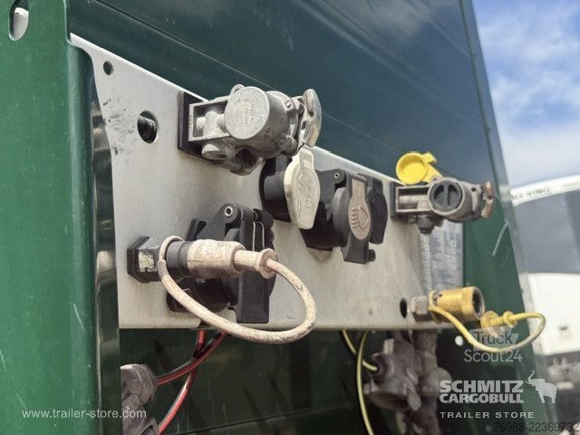 Semi-remorque bâchée Schmitz Cargobull Curtainsider Mega