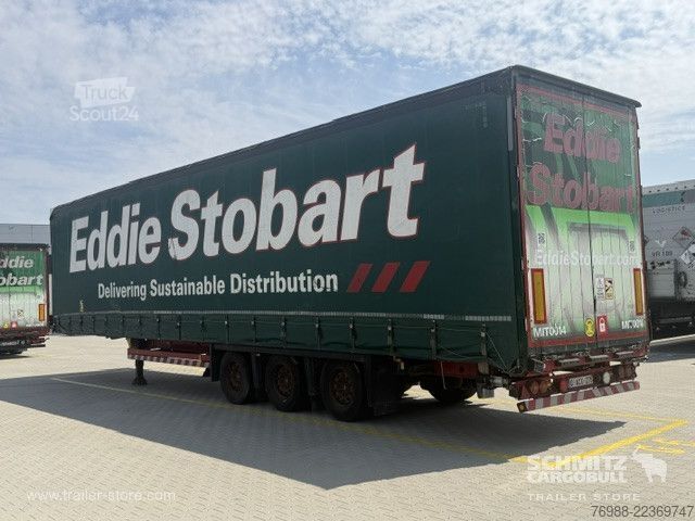 Semi-remorque bâchée Schmitz Cargobull Curtainsider Mega