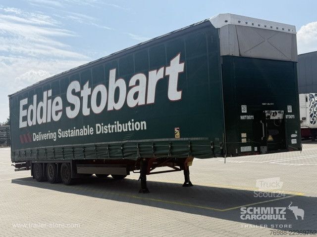 Semi-remorque bâchée Schmitz Cargobull Curtainsider Mega