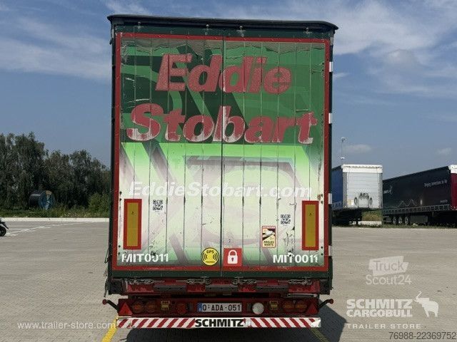 Semi-remorque bâchée Schmitz Cargobull Curtainsider Mega
