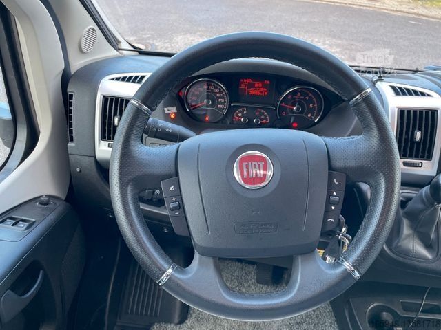 Halvintegrert bobil BÜRSTNER Lyseo TD 644*Autom*Zusatzluftfeder*