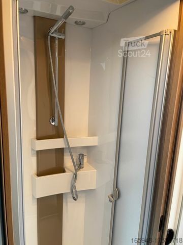 Halvintegrert bobil BÜRSTNER Lyseo TD 644*Autom*Zusatzluftfeder*