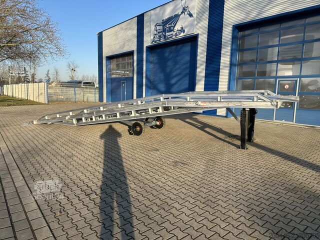 Rampa de carga 8T galvanizada, rampa para contentores  Verladerampe 8 Tonnen