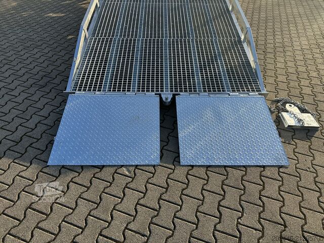 Rampa de carga 8T galvanizada, rampa para contentores  Verladerampe 8 Tonnen