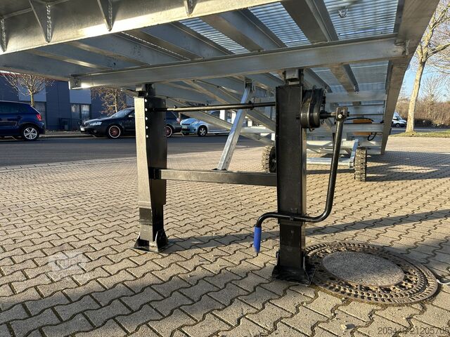 Rampa de carga 8T galvanizada, rampa para contentores  Verladerampe 8 Tonnen