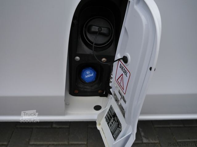 Furgone MERCEDES-BENZ Vito 114 CDI Lang / Regalsystem / AHK