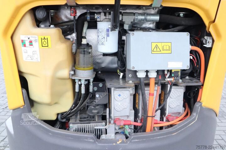 Minikaivinkone Volvo ECR25 ELECTRIC | JECR25D | TILTBUCKET | BUCKET ...