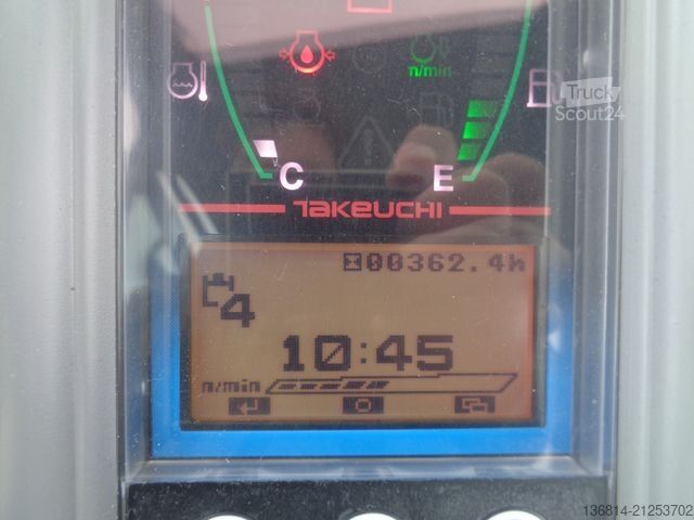 Mini excavator TAKEUCHI TB 225 Powertilt Löffel Taklock 2.400 kg