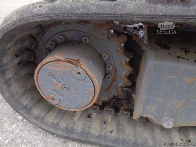 Mini excavator TAKEUCHI TB 225 Powertilt Löffel Taklock 2.400 kg