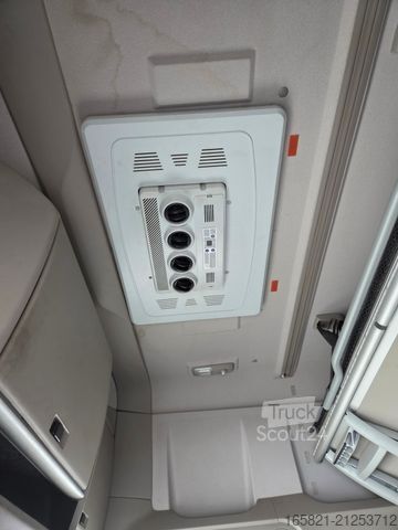 Standardowy ciągnik siodłowy DAF FT XF 480 SSC, AUT, Retarder, Klima, 2022