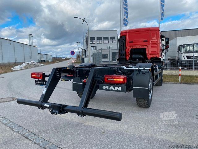 LKW-Fahrgestell MAN TGM 18.250 4x4 BB/Fahrgestell/3-Sitze/Neu