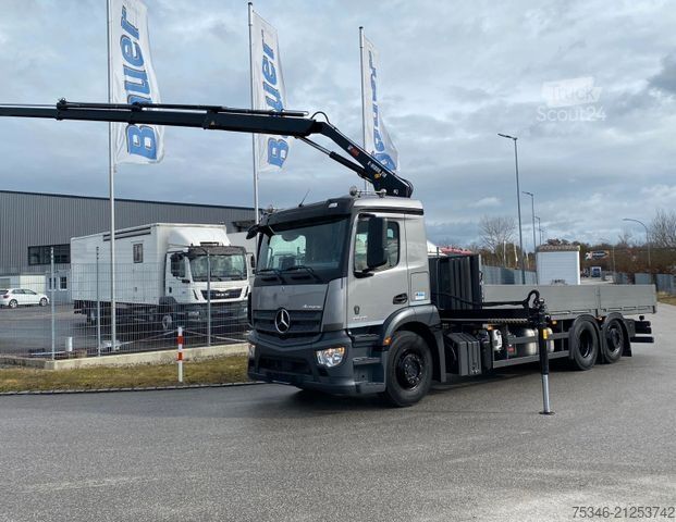 Speciallastbil MERCEDES-BENZ 2540Pritsche7,00m/KranHiab118/Lenkachse/NL13,9to