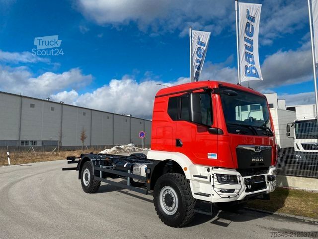 Spezial-LKW MAN TGM 18.250 4x4 BB/Fahrgestell/3-Sitze/Neu