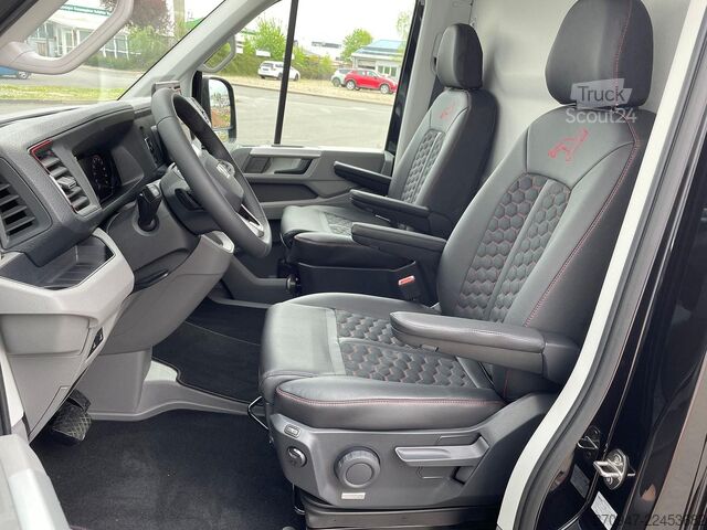 Vans ar augstu jumtu MAN TGE 3.200 L3H2 Kasten 4x4 Individual S ACC STHZ