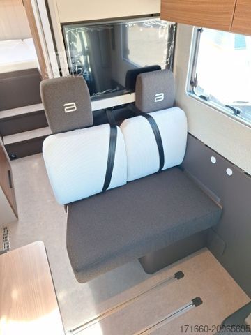 Halvintegrert bobil BÜRSTNER Signature SFT 7.1 180 PS|Hubbett|AHK|SAT|2x TV