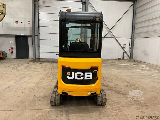 Mini bager JCB 16 C-1