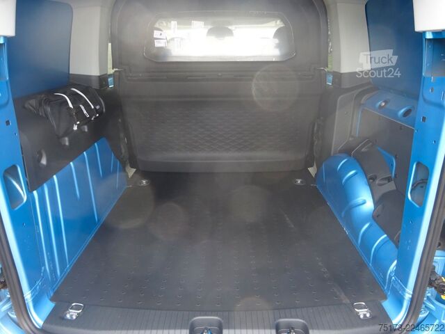 Panelová dodávka FORD Transit Connect L2 FlexCab Active AT AHK Stndhz