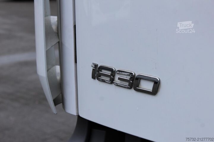 Camión caja Mercedes-Benz Antos 1830 E6 Koffer 9,7m   LBW   Rolltor