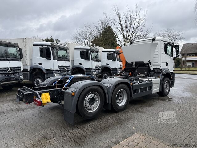 Châssis de camion MAN TGS 26.330 6X2-4 BL Neu/ New